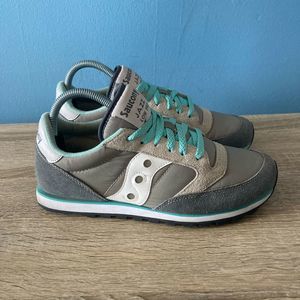 Saucony Womens Jazz Low Pro 1866-103 Gray Casual Shoes Sneakers Size 9